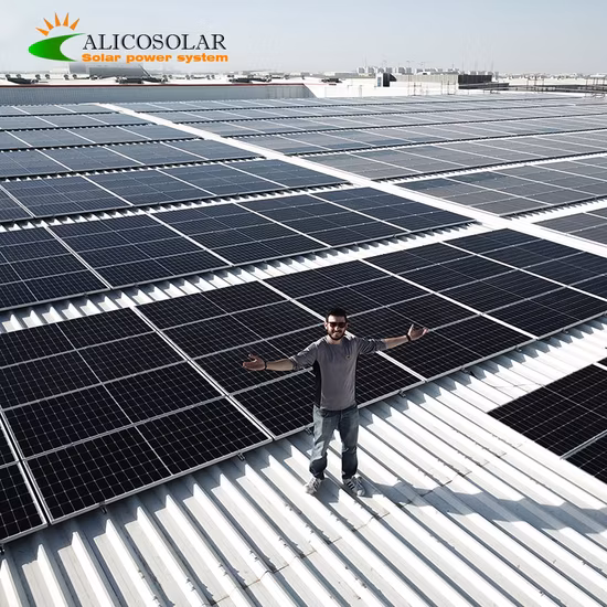 Moduli fotovoltaici solari a mezza cella di fabbrica Perc Mono 430W 440W 450W 480W 144 celle Prezzo del pannello solare fotovoltaico per il sistema di energia solare
